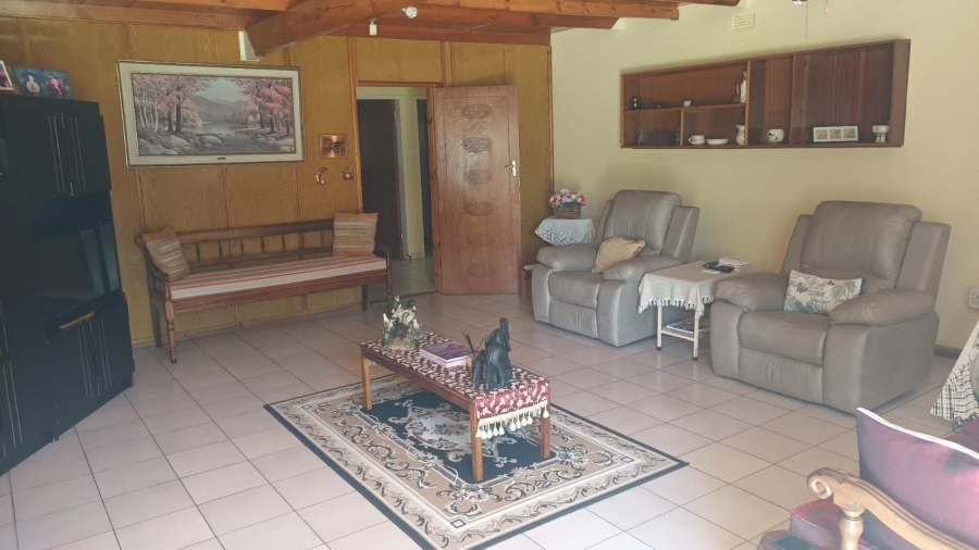 4 Bedroom Property for Sale in Hennenman Free State